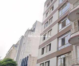 Comercial · 1735m² · 18 Vagas · Prédio com 16 apartamentos e 18 vagas de garagem - Cód.: 12418