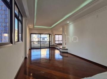 01 · Cobertura Duplex de 483m² com 4 quartos sendo 1 suíte no Centro