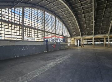 Comercial · 1000m² · Galpão para alugar no Jardim Califórnia Jacareí - SP