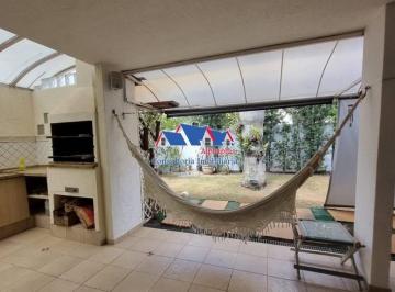 Casa · 165m² · 3 Quartos · 2 Vagas · Tamboré 5 - Casa de esquina, 3 dorms, área gourmet