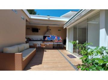 Casa · 164m² · 3 Quartos · 2 Vagas · Alphaville Tamboré 6 - Reformada, com área gourmet, 3 dorms