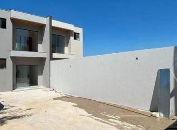 Casa · 157m² · 3 Quartos · Casa de 03 quartos com suíte no bairro Liberdade.