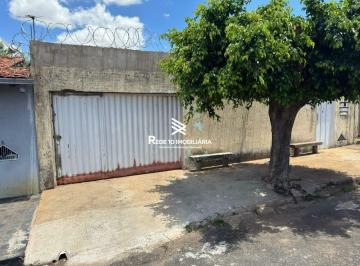 Casa · 100m² · 3 Quartos · 6 Vagas · Casa para aluguel, 3 quartos, 1 suíte, 6 vagas - Bairro Carajas, Uberlândia MG
