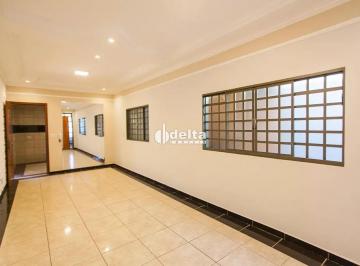 Casa · 165m² · 4 Quartos · 3 Vagas · Casa residencial com 4 quartos sendo 2 suítes disponível para locação e venda no bairro Planalto em 