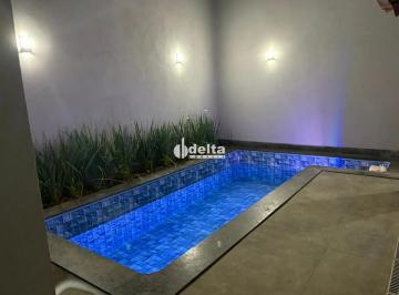 Casa · 240m² · 3 Quartos · 3 Vagas · Casa residencial com 3 quartos sendo 2 suítes disponível para venda no bairro Santo Inácio em Uberlâ