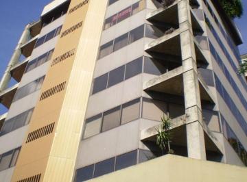 Casa · 205m² · 1 Quarto · 3 Vagas · MÁFFER IMÓVEIS ALUGA SALA COMERCIAL NO CORAÇÃO DO MOINHOS DE VENTO Sala comercial com 205m² de ár