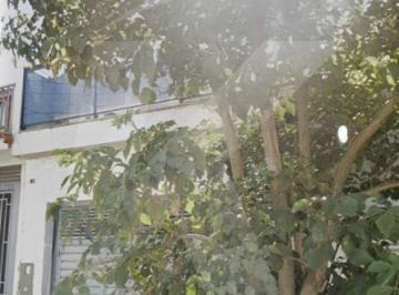 Casa · 80m² · 2 Quartos · 1 Vaga · Sobrado com 2 quartos e 1 vaga no  Jd. Tremembé