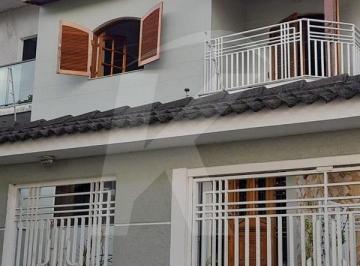 Casa · 450m² · 4 Quartos · 3 Vagas · Sobrado de 450 mts², 4 quartos (4 suítes), 3 vagas, com piscina,  no  Guapira