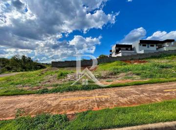 Terreno · 372m² · VENDO - Terreno de Esquina no Parque Tauá