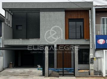 Casa · 197m² · 3 Quartos · 2 Vagas · Casa Sobrado em Igara, Canoas/RS