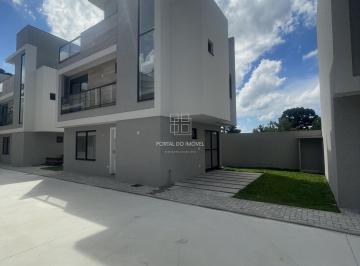 Casa · 135m² · 3 Quartos · 3 Vagas · Triplex em Condomínio Não Geminado no Boqueirão <b