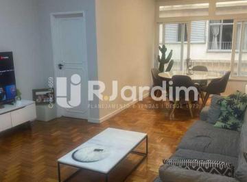 Apartamento · 100m² · 3 Quartos · Flamengo | 3 Quartos (1 Suíte) | 100 m² | Reformado | 2 Min do Metrô