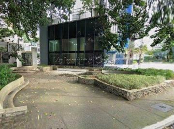 Comercial · 244m² · 5 Vagas · Prédio reformado no Itaim Bibi, SP