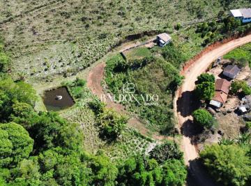 Rural · 6500m² · 2 Quartos · Chácara à Venda em Toledo MG  6.500 m  Tanque com peixes Pomar