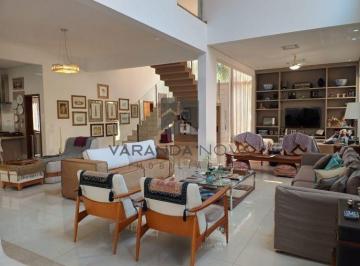 Casa de 4 quartos, Ribeirão Preto · Casa de Alto Padrao com 4 Suites no Jardim Botanico
