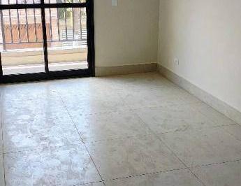 d7280d940fd279c3d08501a0d5e76121fb6b4375 · Apartamento no Jardim Hollywood. Possui 2 vagas de garagem, 2 dormitórios (suíte), sala 2 ambiente a