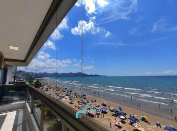 Apartamento · 140m² · 3 Quartos · 1 Vaga · Apartamento frente mar 3 dormitórios Meia Praia SC