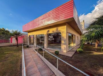 Comercial · 200m² · 6 Vagas · Casa comercial para alugar com 220m² no Rebouças em Curitiba
