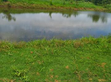 Foto 01 · Sitio em cesario lange 2 alqueires com lago e rio no fundo topografia plana, terra vermelha não  tem