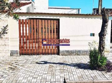 Casa · 127m² · 1 Quarto · 3 Vagas · Sua Casa de Praia Está Aqui! Viva a 250 metros do Mar em Itaóca – Mongaguá!