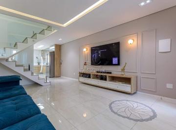 Casa · 199m² · 3 Quartos · 4 Vagas · Impecável sobrado à venda no Parque Oratório com 3 dormitórios, área gourmet, cobertura e até 6 vaga