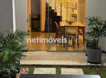 Casa · 245m² · 3 Quartos · 3 Vagas · Casa 3 quartos em Contagem