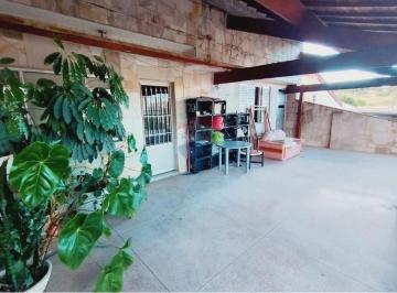 Casa · 250m² · 3 Quartos · "Casa Espetacular em Guarulhos - 3 Quartos e Quintal!"