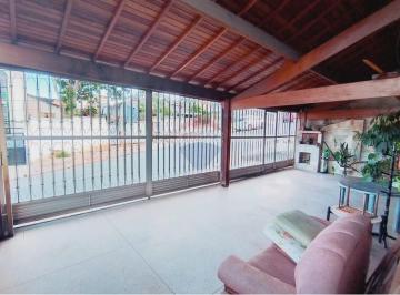 Casa · 250m² · 3 Quartos · "Casa Espetacular em Guarulhos - 3 Quartos e Quintal!"