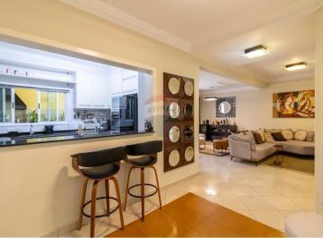 Casa · 254m² · 3 Quartos · 4 Vagas · Sobrado 3 suítes - Condomínio Vienna