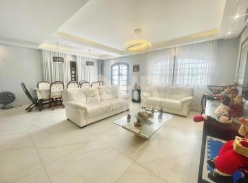 Casa · 252m² · 4 Quartos · 3 Vagas · Sobrado com 04 dormitórios sendo 02 suítes e 03 va