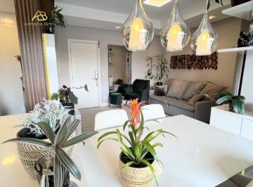 Apartamento de 2 quartos, Curitiba · BELO "Encantador" e Aconchegante..