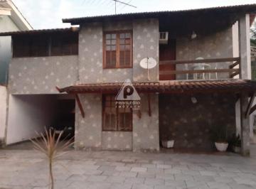 Casa · 100m² · 4 Quartos · 2 Vagas · Casa à venda em Vila Três, São Gonçalo - 4 quartos, 2 vagas, 100 m²