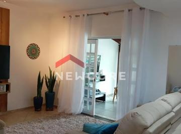 Casa · 245m² · 3 Quartos · 4 Vagas · Casa em Rua dos Lírios - Campos Elíseos - Taubaté/SP