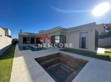 Casa · 386m² · 4 Quartos · 4 Vagas · Casa de condomínio em  Rodovia Dom Gabriel Paulino Bueno Couto - Medeiros - Jundiaí/SP