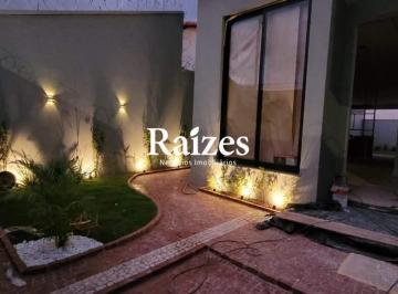 Casa · 175m² · 3 Quartos · 2 Vagas · Casa Nova em Construção – Alto Padrão no Jardim Brasília – Uberlândia