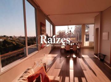 Casa · 352m² · 4 Quartos · 4 Vagas · Casa para Venda em Uberlândia no bairro Vigilato Pereira com 4 suítes