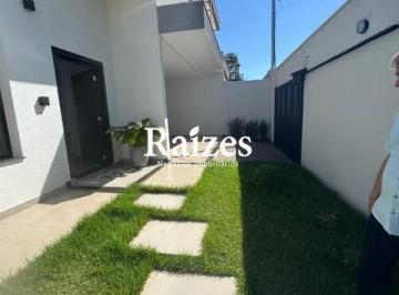 Casa · 180m² · 3 Quartos · 2 Vagas · Excelente sobrado na Morada da Colina com 3 suítes