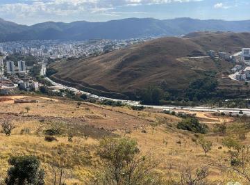 5i4z3wm2odk2mzm3ytrjmjrm_md · Loteamento em fase de obras em Poços de Caldas