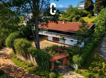b94b3d09-bb93-439c-afb5-1b7d17f8fcae.jpg · Casa com 305 m² à venda na Vila Natal Campos do Jordão