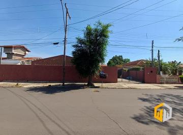 Frente · CASA 03 DORMS, COM CASA SECUNDÁRIA + EDÍCULA