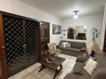 Casa de 4 quartos, Pindamonhangaba · Sobrado a venda residencial e comercial