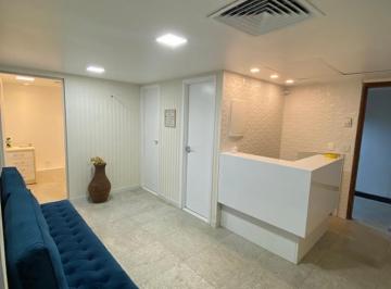 Comercial , Recife · Vendo Clinica com 117m2 em Boa Viagem. No predio do hospital alfa. 7° andar.