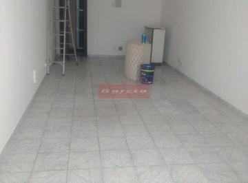 Comercial · 40m² · SALA PARA LOCAÇÃO EM STO AMARO, COM 1 SALA DE 40M², COM 1 BANHEIRO, LADO DA PÇA FLORIANO PEIXOTO