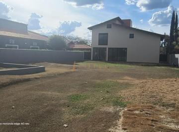 Casa · 200m² · 2 Quartos · 9 Vagas · Casa à venda em Sorocaba, Vivendas do Lago, com 2 suítes, com 200 m²