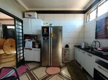 Casa · 224m² · 3 Quartos · 2 Vagas · Casa padrão venda no Bairro Jardim Marchesi, em Ribeirão Preto.