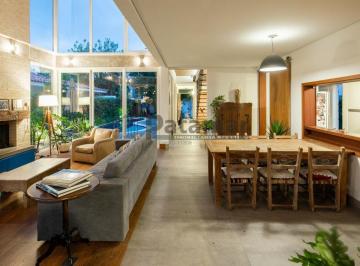Casa · 260m² · 4 Quartos · 4 Vagas · City Butantã com 4 quartos sendo 2 suites