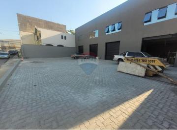 Comercial · 560m² · 20 Vagas · Excelente ponto comercial para locação no Centro de Votorantim!