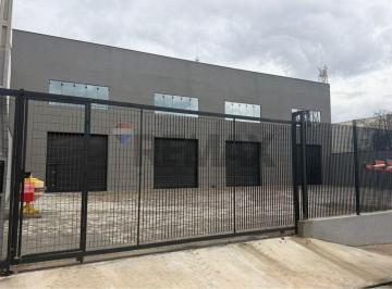 Comercial · 560m² · 20 Vagas · Excelente ponto comercial para locação no Centro de Votorantim!