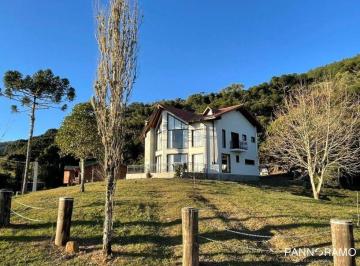 Casa · 250m² · 3 Quartos · 6 Vagas · Casa com 3 dormitórios à venda, 250 m² por R$ 5.700.000 - Centro - Urubici/SC
