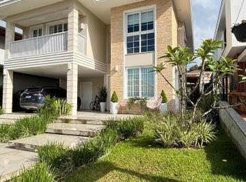 Casa · 352m² · 4 Quartos · 2 Vagas · Imóvel de luxo em Itajaí-SC: Casa à venda no bairro Rio do Meio com 4 quartos, 4 suítes e 352,80 m² 